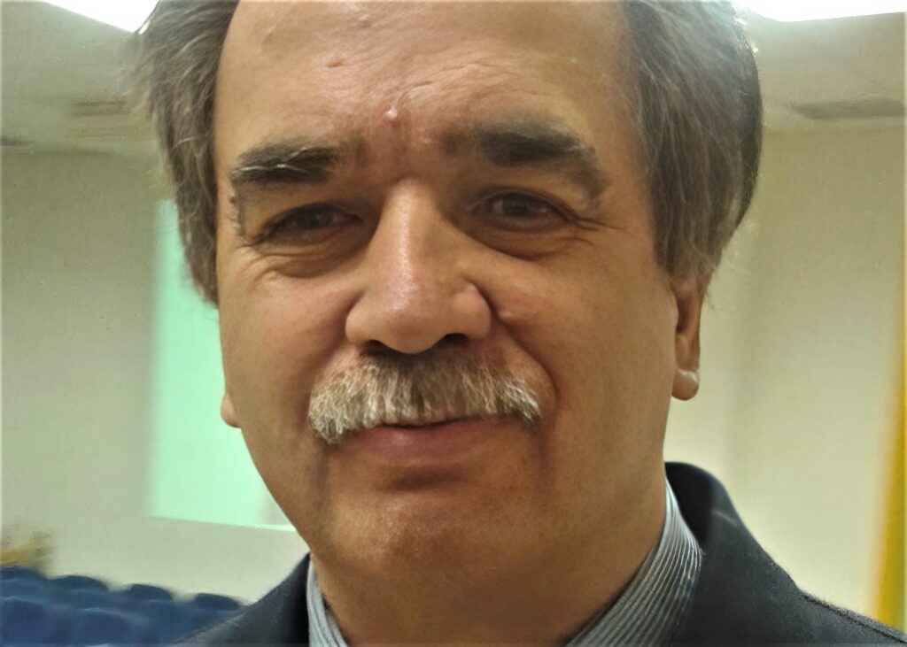 Entrevista a Eloy Martos "La crisis de la lectura en la universidad actual es evidente "